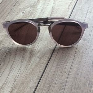 Madewell Light lavender round framed sunglasses